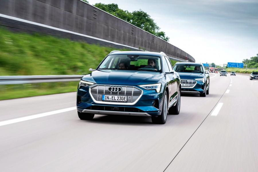  Audi e-tron 55 Quattro 2019 года  (WW) (фото 396 из 452)